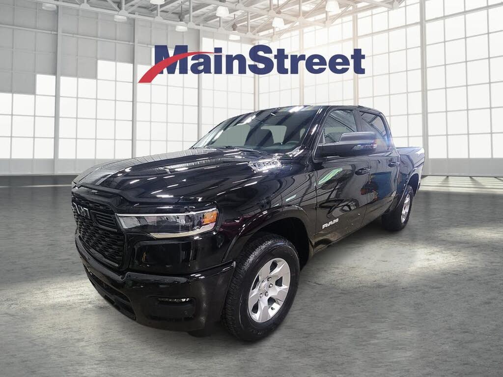 2025 RAM 1500 Big Horn Crew Cab 4WD