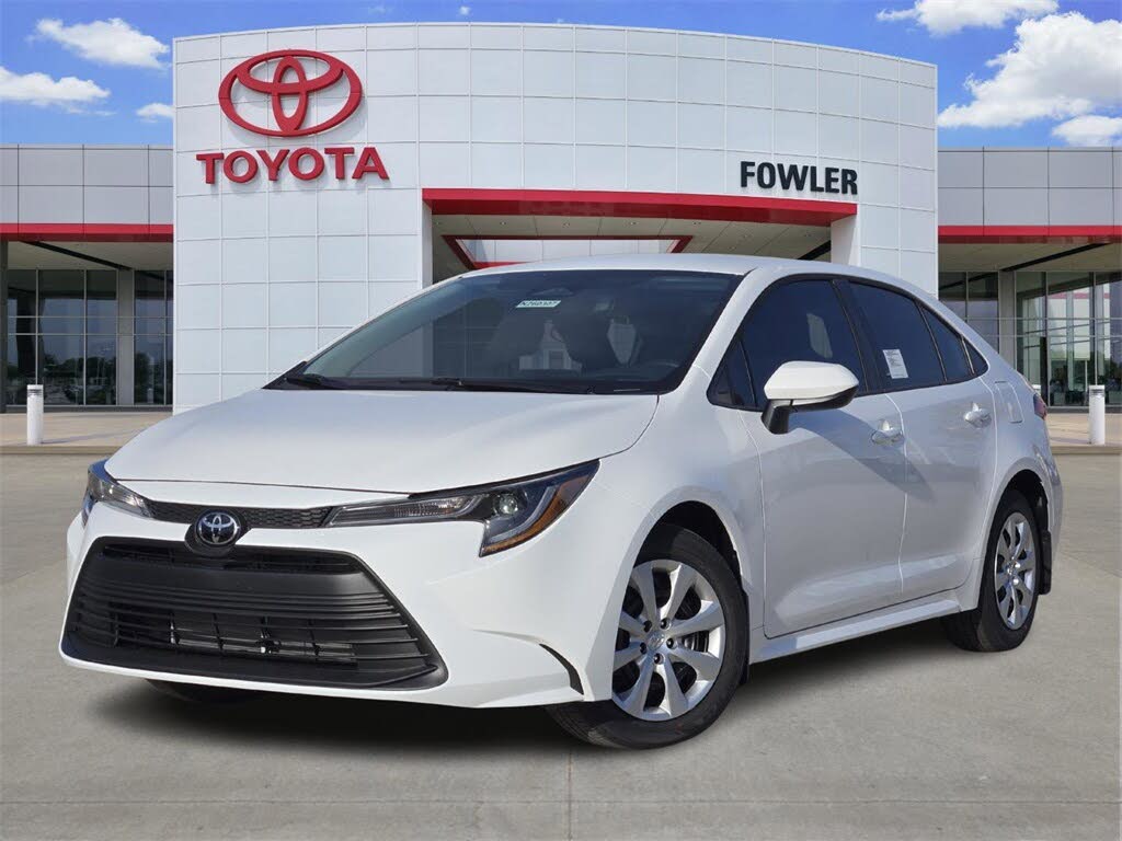 2026 Toyota Corolla LE FWD