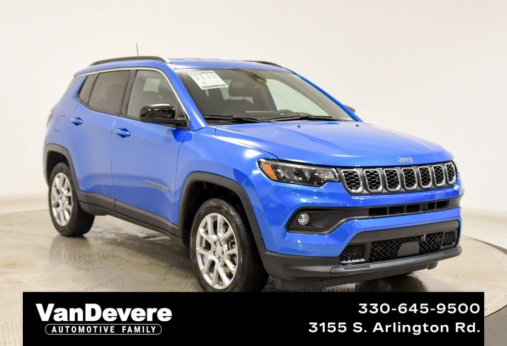 2024 Jeep Compass Latitude Lux 4WD
