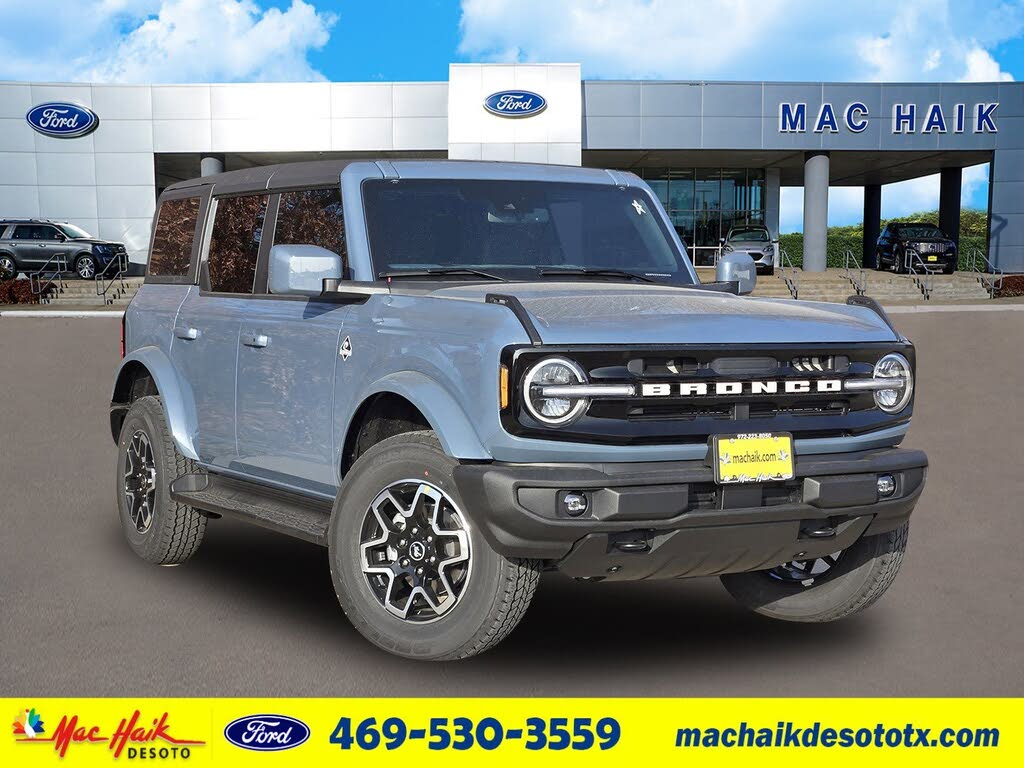 2025 Ford Bronco Outer Banks 4-Door 4WD