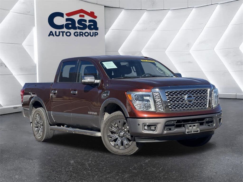 2017 Nissan Titan Platinum Reserve Crew Cab 4WD