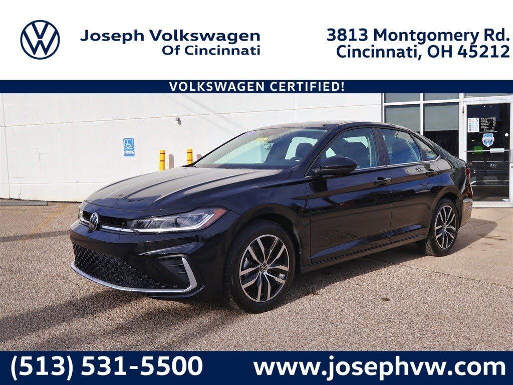 2025 Volkswagen Jetta SE FWD