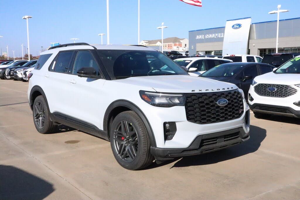 2026 Ford Explorer ST AWD
