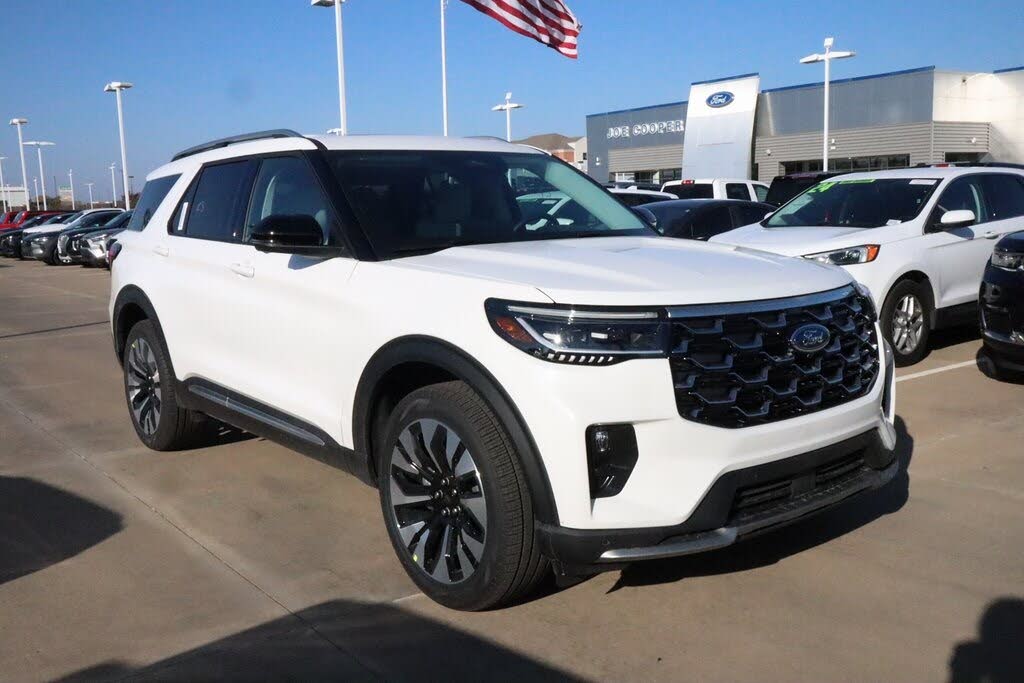 2026 Ford Explorer Platinum AWD