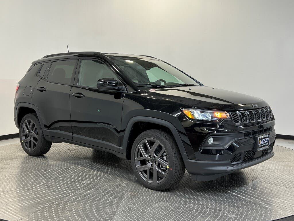 2026 Jeep Compass Latitude 4WD