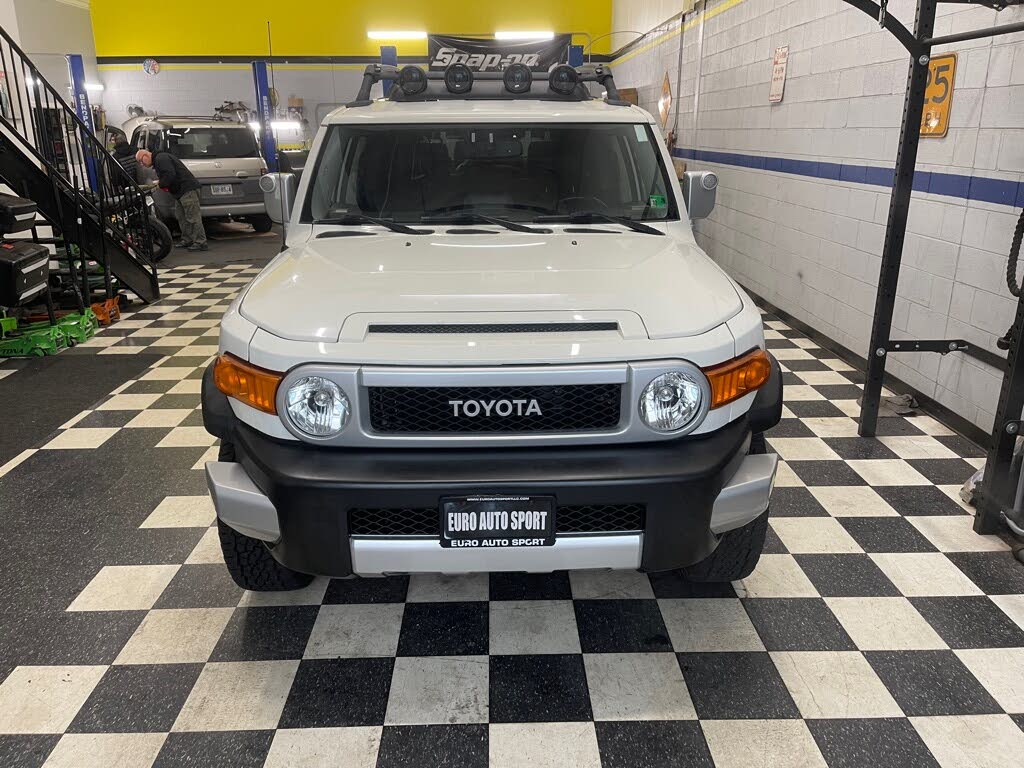 2014 Toyota FJ Cruiser 4WD