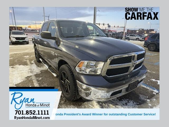 2016 RAM 1500 SLT Crew Cab 4WD