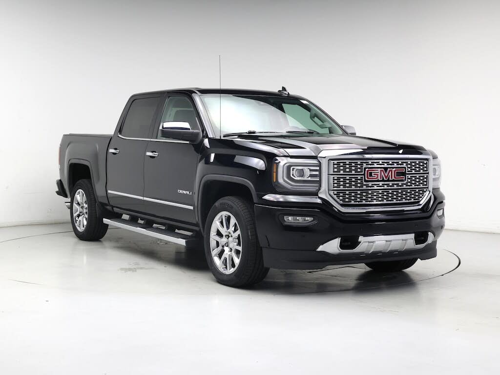 2017 GMC Sierra 1500 Denali Crew Cab 4WD
