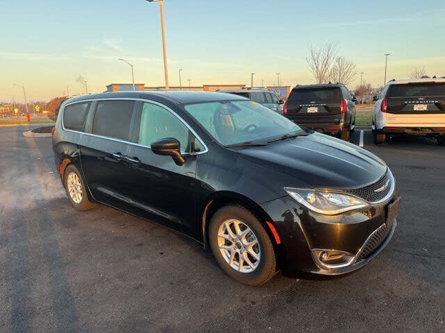 2020 Chrysler Pacifica Touring FWD