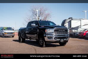 RAM 3500 Limited Mega Cab DRW 4WD