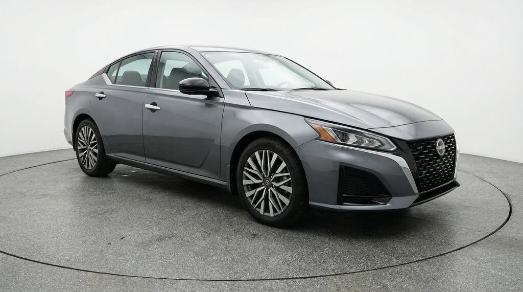 2025 Nissan Altima 2.5 SV FWD