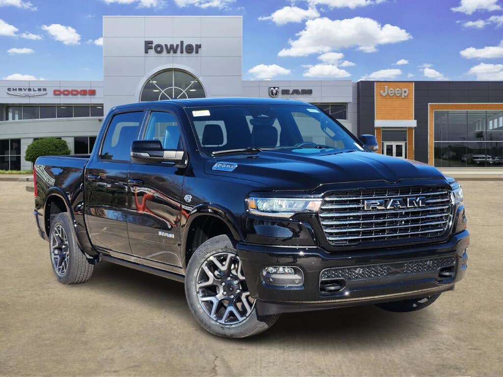 2026 RAM 1500 Laramie Crew Cab 4WD