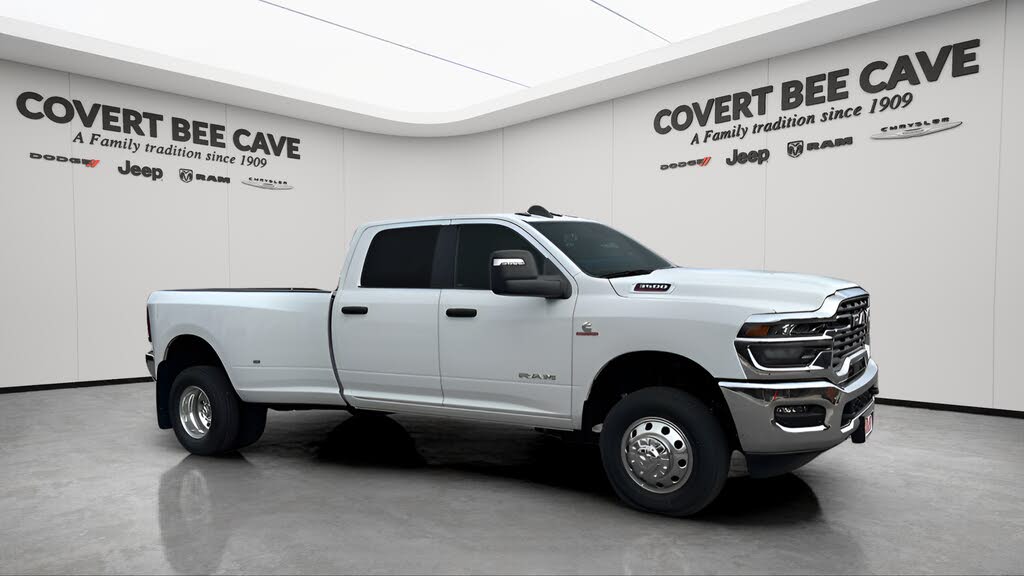 2026 RAM 3500 Big Horn Crew Cab LB DRW 4WD