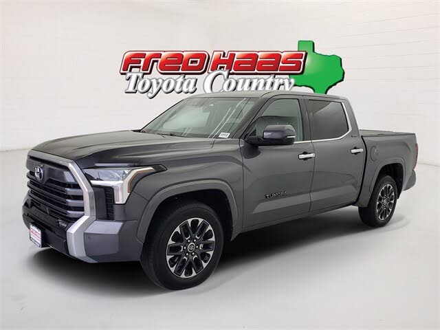 2022 Toyota Tundra Limited CrewMax Cab 4WD