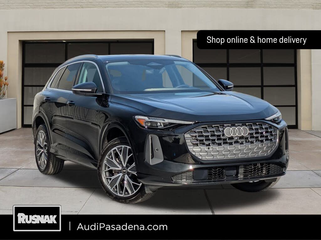 2025 Audi Q5 quattro Premium Plus 40 TFSI