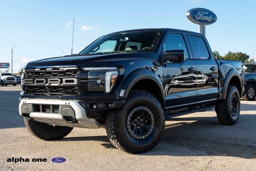 2025 Ford F-150 Raptor SuperCrew 4WD