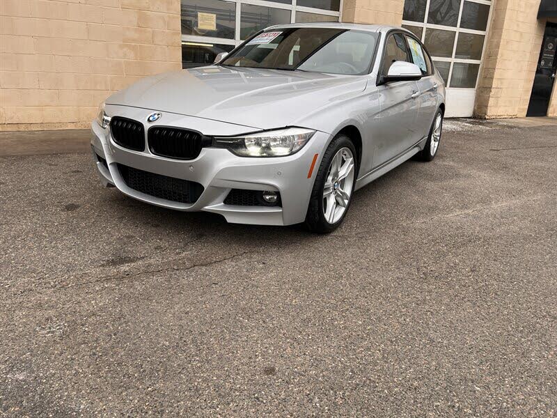 2017 BMW 3 Series 330i xDrive Sedan AWD