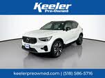 Volvo XC40 B5 Plus Dark Theme AWD