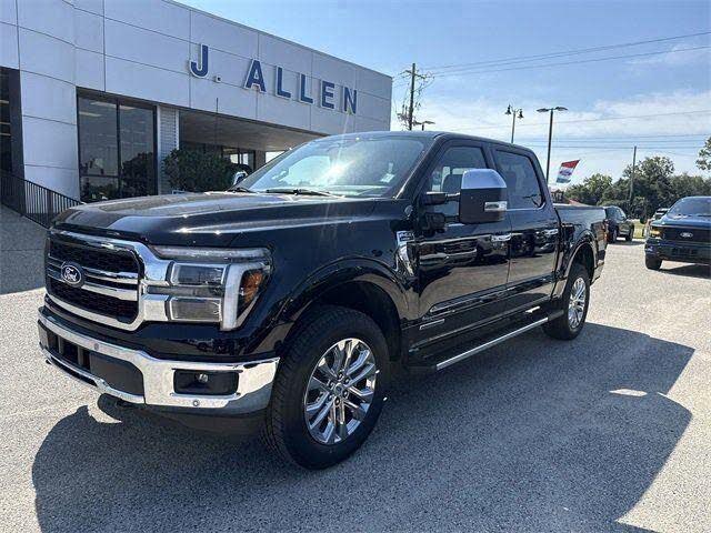 2025 Ford F-150 Lariat SuperCrew 4WD