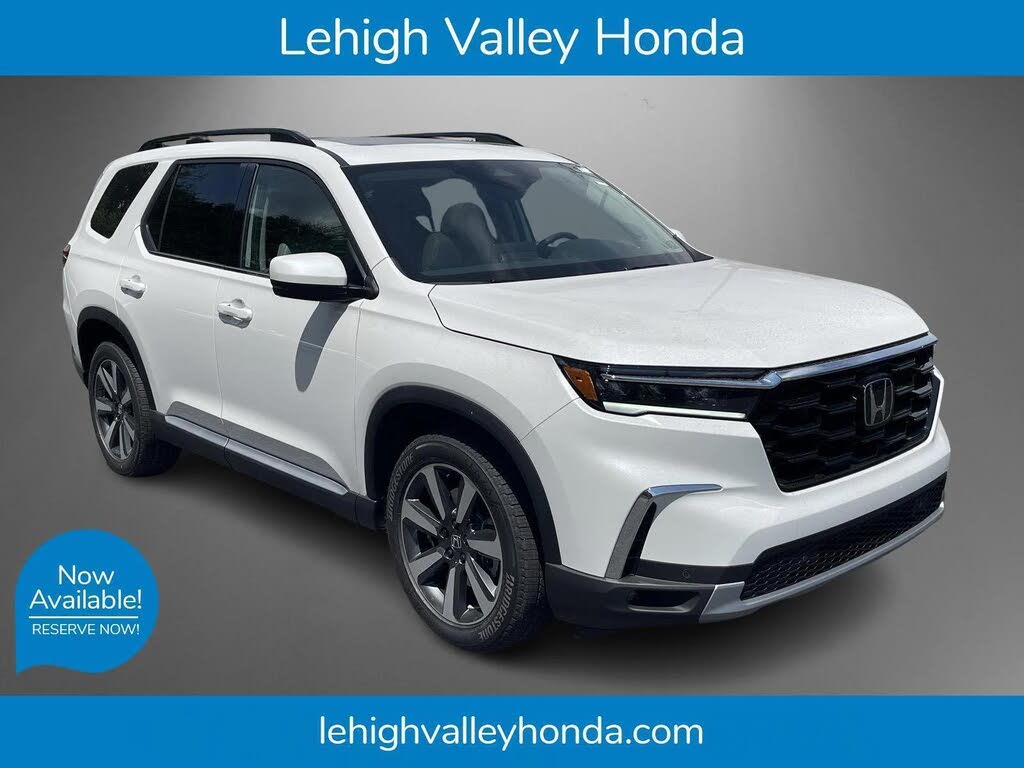 2025 Honda Pilot Touring AWD