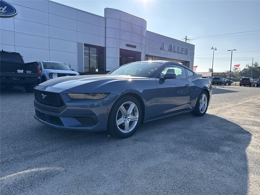 2026 Ford Mustang EcoBoost Premium Fastback RWD