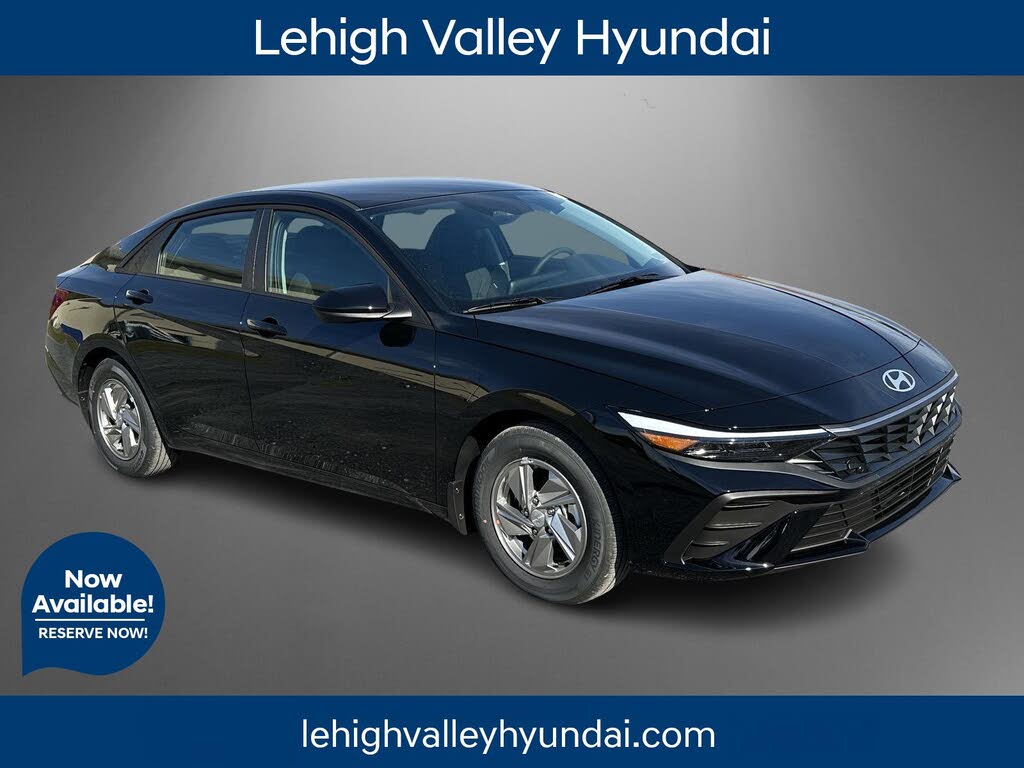 2026 Hyundai Elantra SE FWD