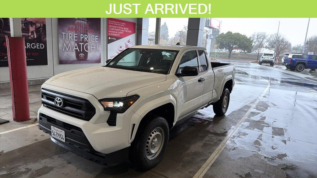 2025 Toyota Tacoma SR XtraCab LB RWD