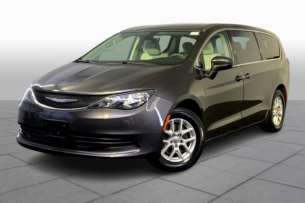2017 Chrysler Pacifica Touring FWD