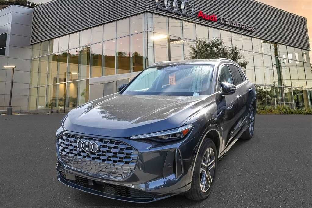 2025 Audi Q5 quattro Premium Plus 40 TFSI