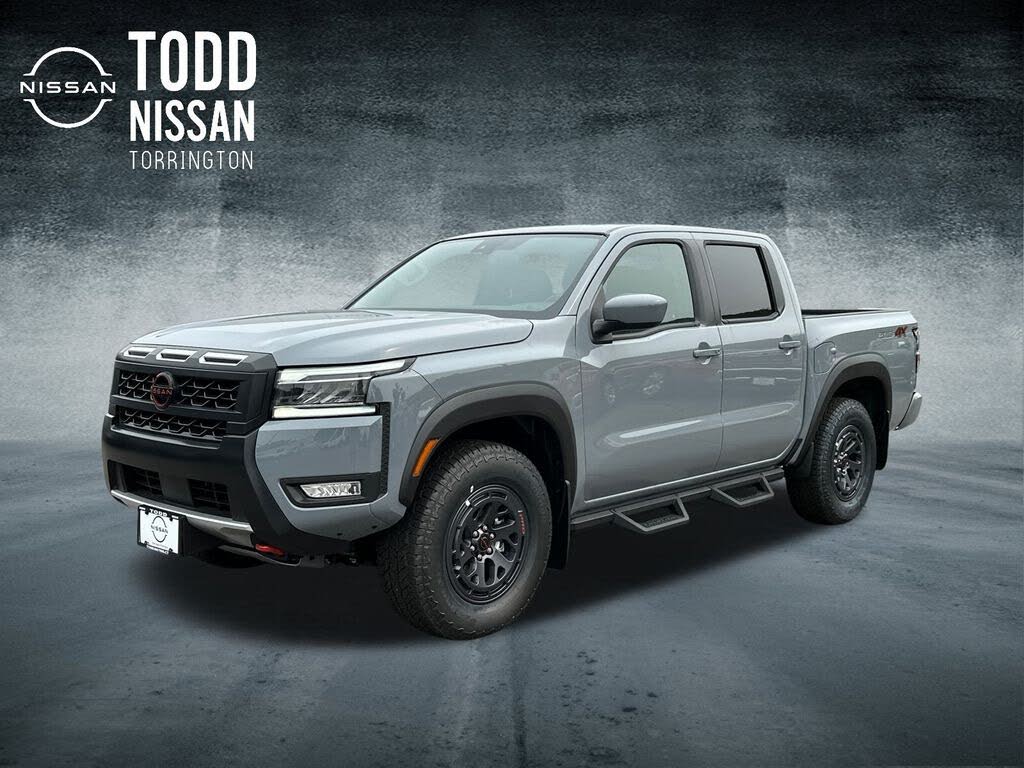 2025 Nissan Frontier PRO-4X Crew Cab 4WD