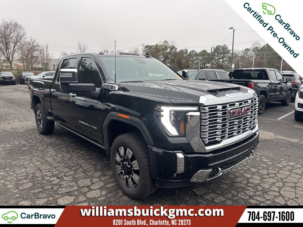2025 GMC Sierra 2500HD Denali Crew Cab 4WD