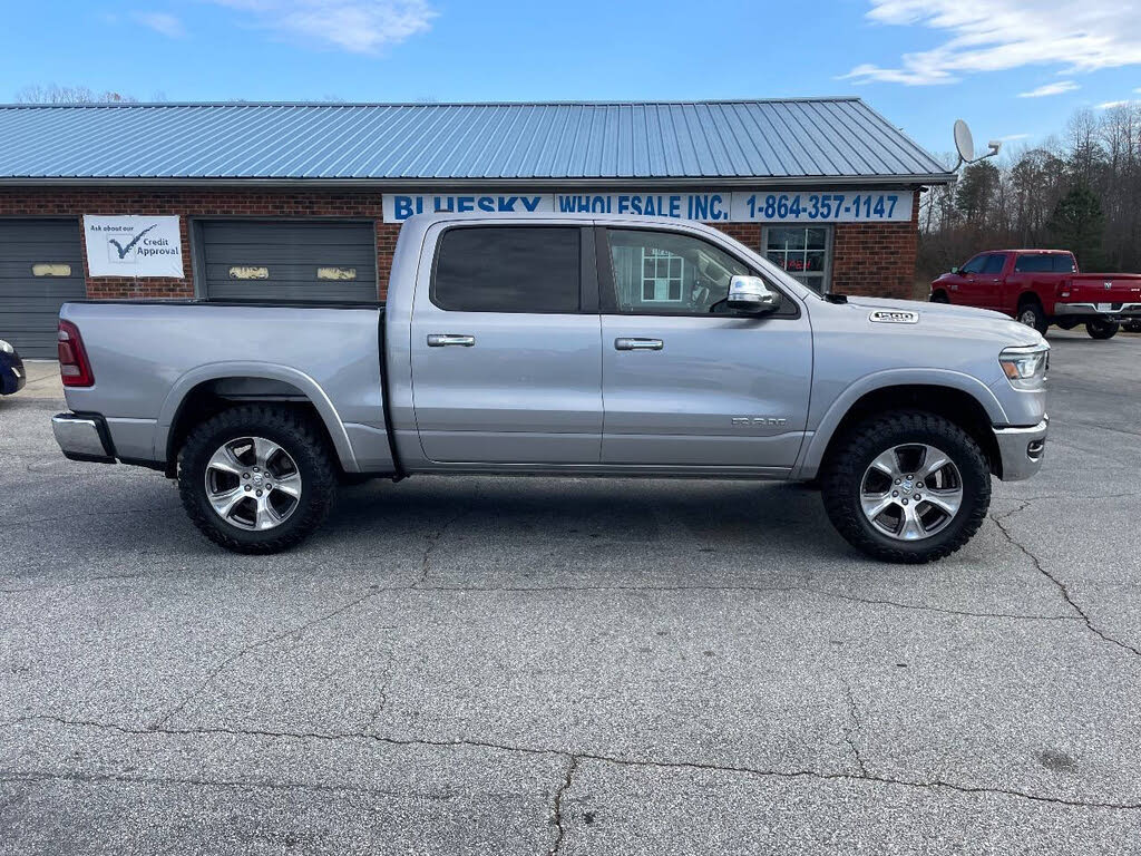 2019 RAM 1500 Laramie Crew Cab 4WD
