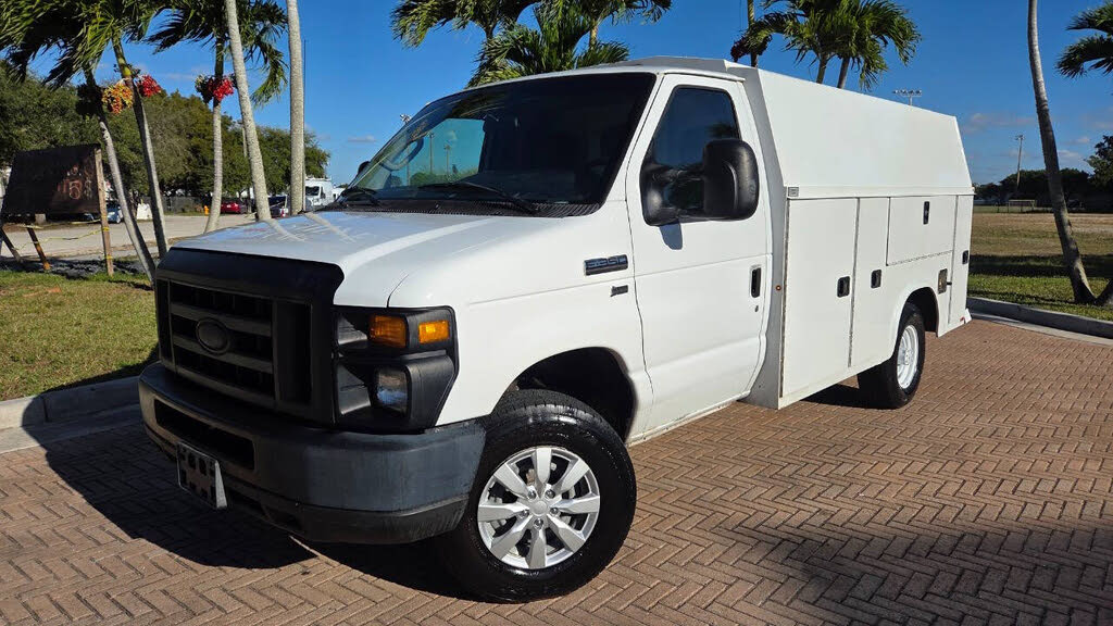 2016 Ford E-Series Chassis E-350 Super Duty 158 Cutaway RWD