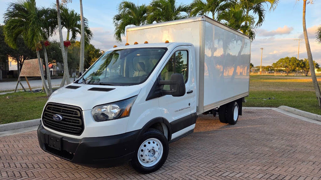 2019 Ford Transit Chassis 350 HD 9950 GVWR 156 DRW RWD