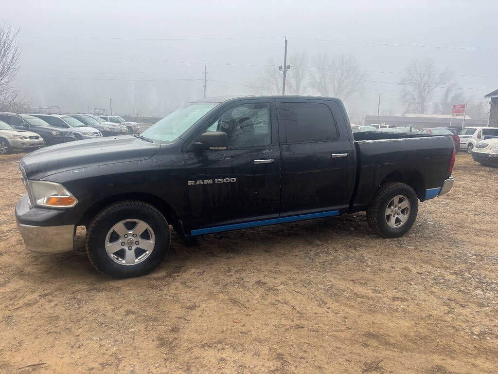 2011 RAM 1500 SLT Crew Cab 4WD