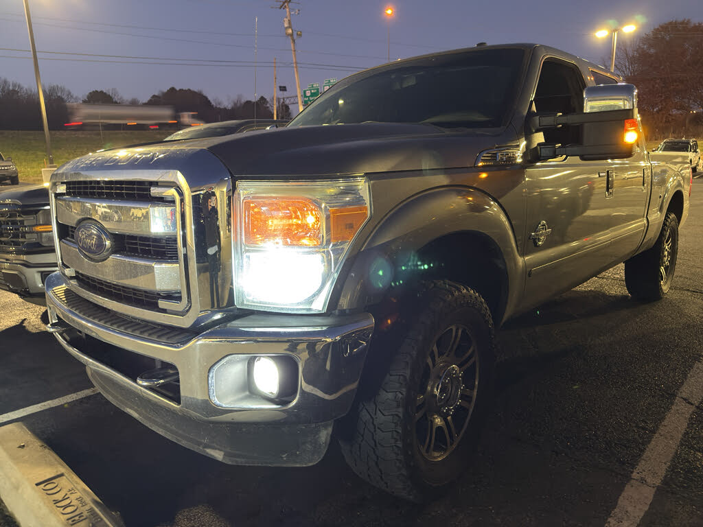 2012 Ford F-250 Super Duty Lariat Crew Cab 4WD
