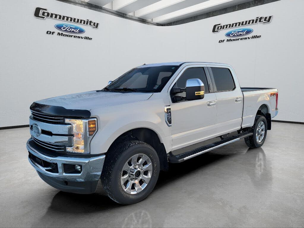 2018 Ford F-250 Super Duty Lariat Crew Cab 4WD