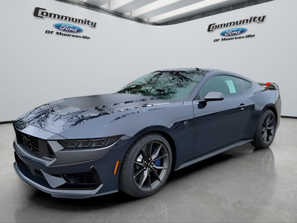 2025 Ford Mustang Dark Horse Fastback RWD