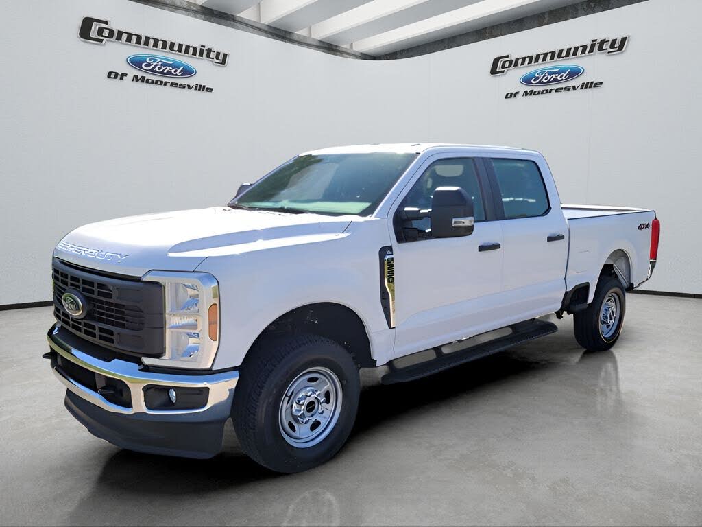2026 Ford F-250 Super Duty XL Crew Cab 4WD