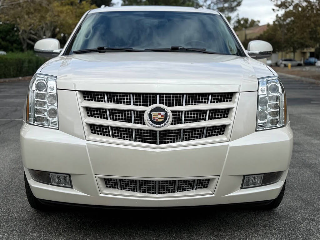 2013 Cadillac Escalade ESV Premium 4WD