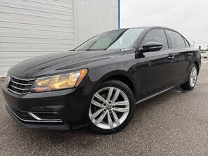 Volkswagen Passat 2.0T Wolfsburg FWD