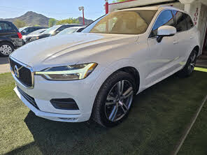 Volvo XC60 T5 Momentum FWD