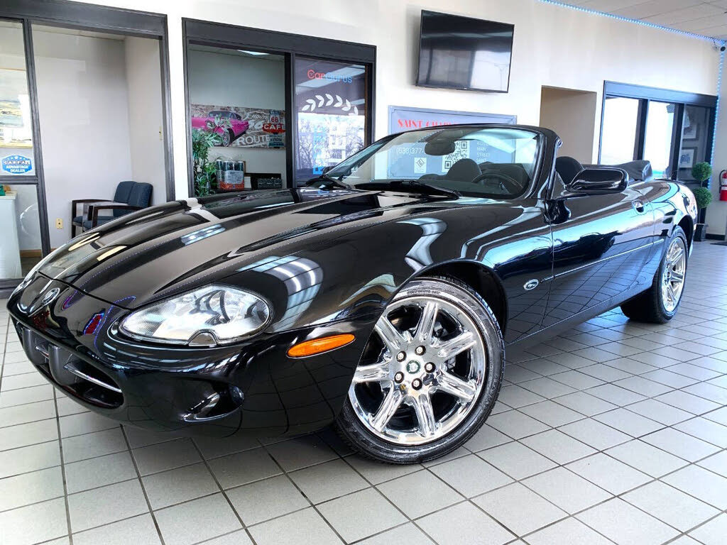 2000 Jaguar XK-Series XK8 Convertible RWD