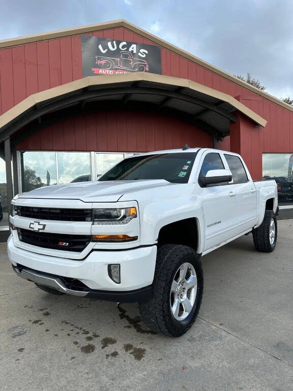2017 Chevrolet Silverado 1500 LT Z71 Crew Cab 4WD
