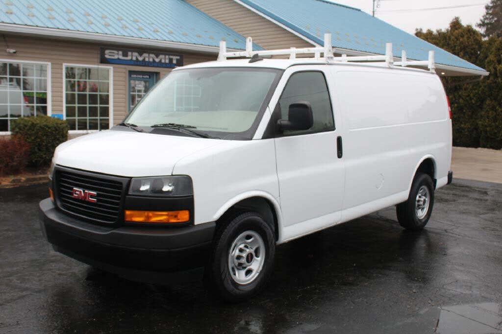 2022 GMC Savana Cargo 2500 RWD