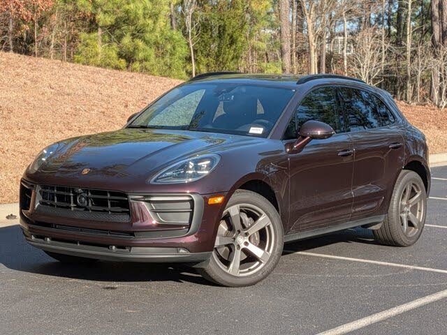 2025 Porsche Macan AWD