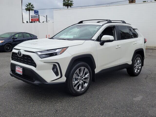 2022 Toyota RAV4 XLE Premium FWD