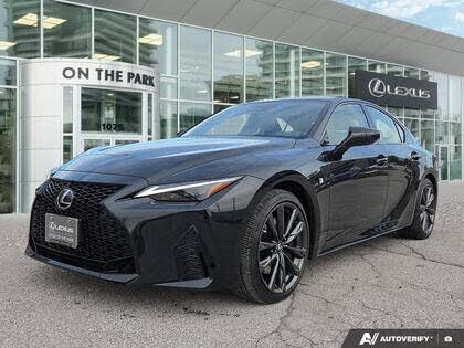 Lexus IS 300 Luxury AWD 2025