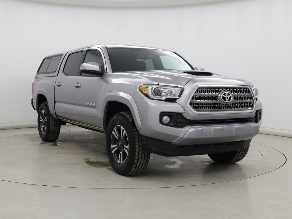 2017 Toyota Tacoma TRD Sport V6 Double Cab 4WD