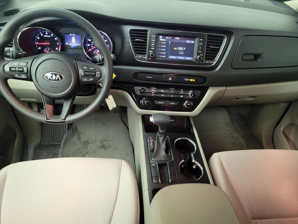 2020 Kia Sedona LX FWD